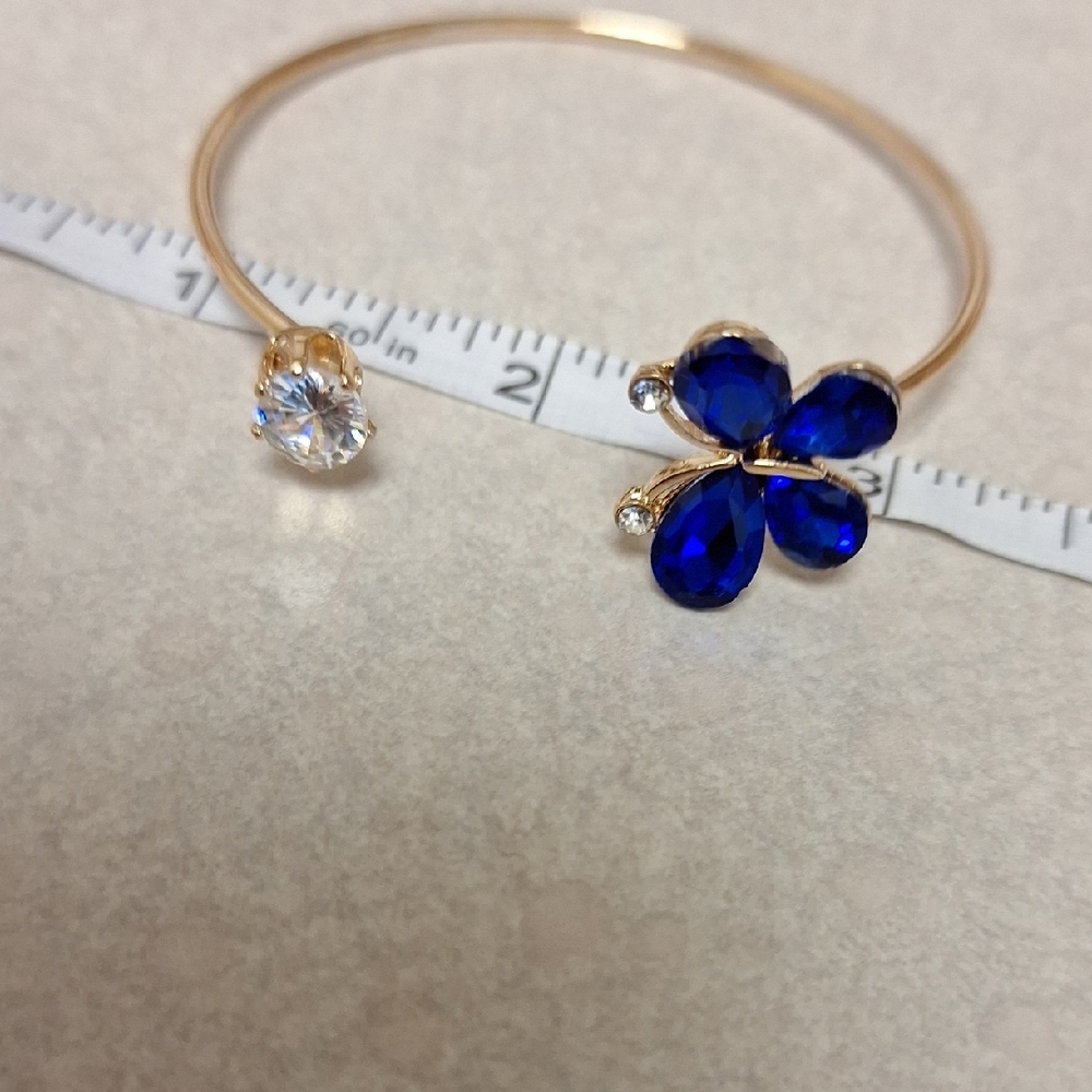 Gold Bracelet with Blue Crystal Butterfly - Picture 5 of 5
